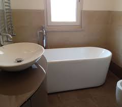 Una vasca rotonda, con un diametro di 132.5. Vasca Da Bagno Freestanding Linea