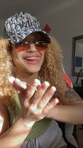 Mariah Sykes's Instagram, Twitter & Facebook