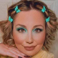 mandi lynn (@liveandloveeee)