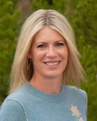 Kerry Leahy's Instagram, Twitter & Facebook