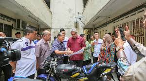 Sri ardin sdn bhd offers a variety of car lamps supplies and related accessories. Low Cost Flats Residents Get Stunning Upgrade