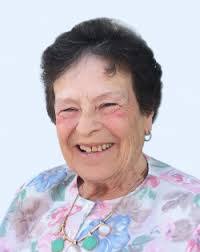 Dora Harris's Instagram, Twitter & Facebook