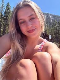 Ella Post (@ella_post05) • Instagram photos and videos