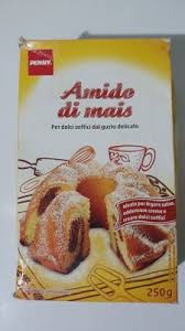 Finalmente dopo un attesa interminabile… la lama del coltello affonda nella torta, morbida, soffice, avvolgente non oppone resistenza; Opinioncity