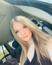 brooke carpenter (@brooke.angell) • Instagram photos and videos