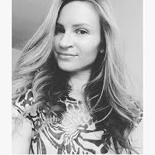 Dana Cornell's Instagram, Twitter & Facebook