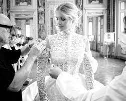 Lady kitty spencer, 30, didn't stop at one bridal gown for her wedding to fashion tycoon michael lewis, 62, on saturday, instead sporting five custom dolce & gabbana dresses throughout the big. Lgqspcf3ldancm