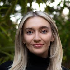 Alicia Hutton, Counselor, 27401 Los Altos, Ste 120, Mission Viejo, CA  92691, US