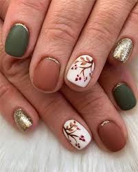 Fall Leaf Nail Art Designs Fall Leaves On Nails Right Now Are Super Trendy We Hairstyl Fall Leaves Nail Art Fall Nail Art Thanksgiving Nails