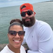 Distorted rear door speakers in 2022 Ford Edge SEL