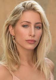 Climb It, Tarzan!_购票_剧情介绍_演职人员_图集-猫眼电影