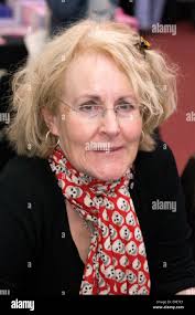 Vivian french hi-res stock photography and images