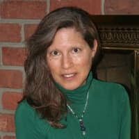 April Leeper's Instagram, Twitter & Facebook