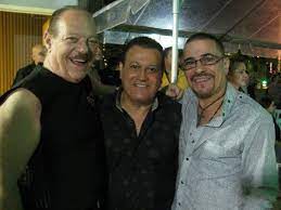 Also in the 1990s, a latin agent, chino rodríguez, approached barretto with a concept he also pitched to larry harlow. Larry Harlow Ismael Miranda Y Junior Gonzalez Miranda Salsa Harlow