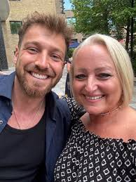 It's Thursday and we have an extra special Loose Men line-up with: Craig  Doyle, Earl Charles Spencer, Sam Thompson & Dr. Amir Khan 🤩 Coming up:  we're talking about siblings and why