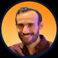 Angela Coenen's Instagram, Twitter & Facebook