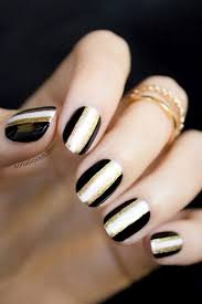 Here is our compilation of the best black and gold nail designs perfect for the party season. 35 Perfect Black And Gold Nail Art Designs