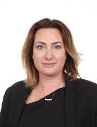 Hazel Bender's Instagram, Twitter & Facebook