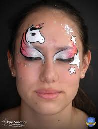Easy Unicorn Face Paint Step By Step Tutorial I m a unicorn sketch book drawing book for kids 8 5 x 11 size.