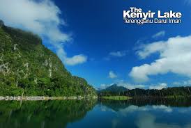 Pelbagai aktiviti menarik boleh dilakukan di tasik kenyir, antara yang popular adalah pemanduan pacuan 4 roda (4wd), treking meredah hutan, berkayak, menaiki bot rumah, dan paling menyeronokkan iaitu memancing. Tasik Kenyir Jadi Tempat Menarik Di Terengganu Dengan Pelbagai Aktiviti Air Yang Hebat Tempat Menarik