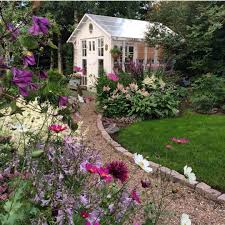 Let S Dream Together On Instagram This Looks Wonderful Repost From Our Planet Plants Reddit In 2020 Backyard Landscaping Garden Structures Cottage Garden