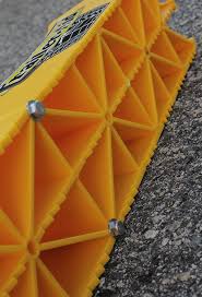We did not find results for: Buy Trailer Aid Tandem Tire Changing Ramp The Fast And Easy Way To Change A Trailer S Flat Tire Holds Up To 15 000 Lbs 4 5 Inch Lift Yellow Online In Turkey B000i4jpze