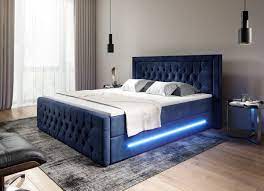 Blau bietet einen guten kompromiss zwischen bunter farbe und beruhigender wirkung. Boxspringbett Hamburg Mit Liftfunktion Online Kaufen Bei Wohnenluxus De Wohnenluxus De Boxspringbetten Online Kaufen Fachgeschaft Fur Betten In Berlin Kauf Auf Raten Und Rechnung