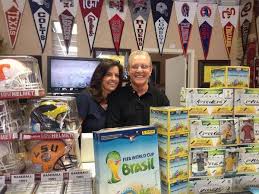 Sadly, though, nearly 100% of the cards of this era are worthless. 10 Tips For Running A Good Sports Card Shop