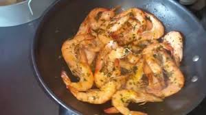 Crevettes Sautees Ail Persil Gingembre Crevettes Sautees Crevettes Crevette Ail Persil