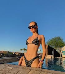 Here's all the drama explained. Suede Brooks Hot Photos The Youtube Star In Skimpy Bikinis Is A Sight For The Sore Eyes