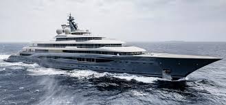Amazon is now the worlds largest online retailer bezos himself is. Flying Fox A 400 Million Dollars Yacht That Belongs Not To Jeff Bezos Mr Luxury