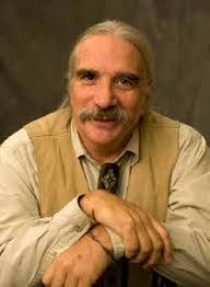 Zara Berg's Instagram, Twitter & Facebook