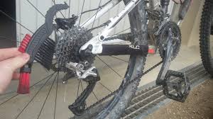 Un nettoyant spécial pour plancha. Nettoyage Transmission Velo Vtt Cassette Chaine Youtube