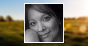 Kim Yetter's Instagram, Twitter & Facebook