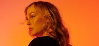 Moonica Mac: "I Dalarna sitter hela mitt rotsystem"