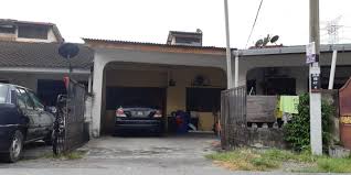 It connects jalan panggong on one end to jalan petaling on the other. Basic Single Storey Endlot At Sri Serdang Seri Kembangan Property For Sale On Carousell