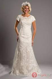 667 x 1000 jpeg 405 кб. Pin By Carol Veil On Dresses Modest Wedding Dresses Modest Bridal Gowns Wedding Dresses Lace