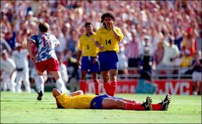Andres escobar was born in medellin. El Imperdonable Autogol De Andres Escobar