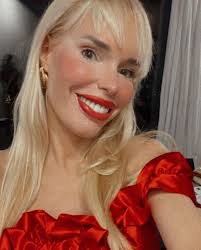 A un mes de su separación, Cristian Castro presentó a su nueva novia: quién  es Ingrid Wagner