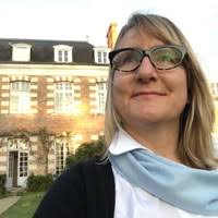 70+ "Kim Beer" profiles