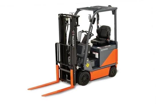 Toyota 8FBCU25 Forklift