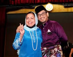 Descriptiondato' seri ahmad faizal dato' haji azumu.jpg. Mb Perak Baharu Ahmad Faizal Akan Menghadap Sultan Perak Utusan Digital