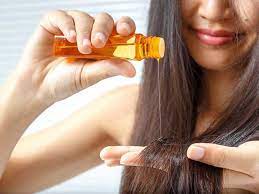 Argan oil is both a moisturizer and a sealant, which means it can penetrate the hair and also seal the strand on the surface (just add that to the long list of reasons why this hair oil is so cool). A New Way To Think About Argan Oil For Hair Growth Lewigs