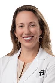 Lauren Weekley's Instagram, Twitter & Facebook