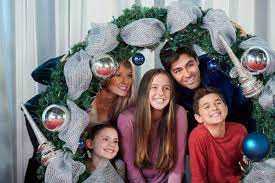 Preview Christmas At Graceland Home For The Holidays