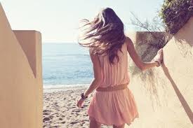 Résultat de recherche d'images pour "girls fashion cool noir et blanc"