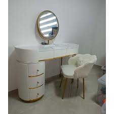 Dressing Table Makeup Free