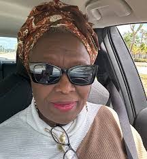 Jean Arena's Instagram, Twitter & Facebook