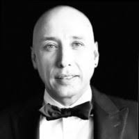 35000+ perfiles de «Mera»