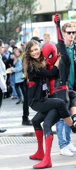 Photos of zendaya and tom holland kissing surfaced. Pin On Tom Holland Spider Man